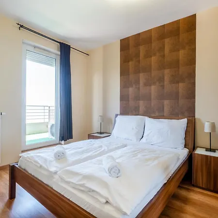 Myflat Club 218 Panorama Wellness * Σίοφοκ