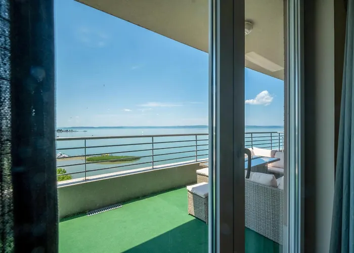 Myflat Club 218 Panorama Wellness アパート シオーフォク